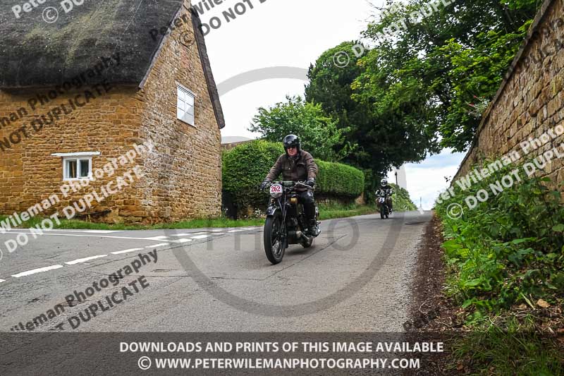 Vintage motorcycle club;eventdigitalimages;no limits trackdays;peter wileman photography;vintage motocycles;vmcc banbury run photographs